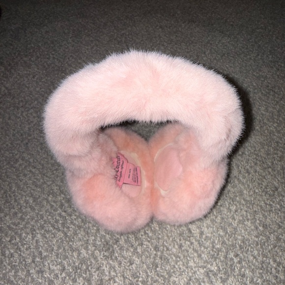 Juicy Couture Pink Faux Fur Earmuffs - Picture 2 of 8